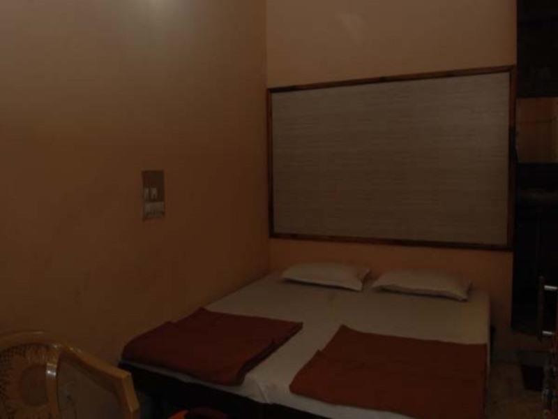 Hotel Yatri Udaipur Buitenkant foto