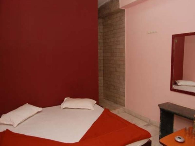 Hotel Yatri Udaipur Buitenkant foto